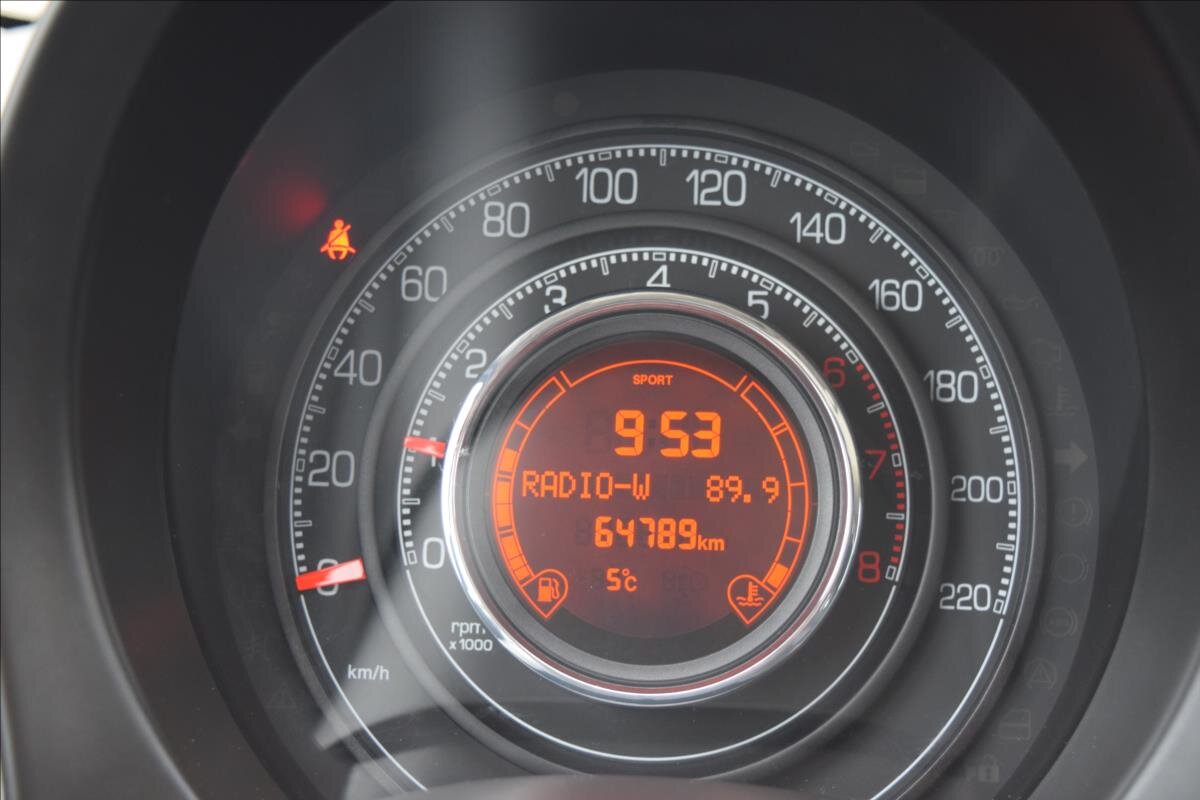 Fiat 500 Hatchback 1,4 l 74 kw