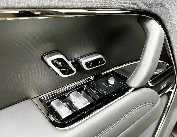 Land Rover Range Rover Sport SUV 3,0 l 221 kw