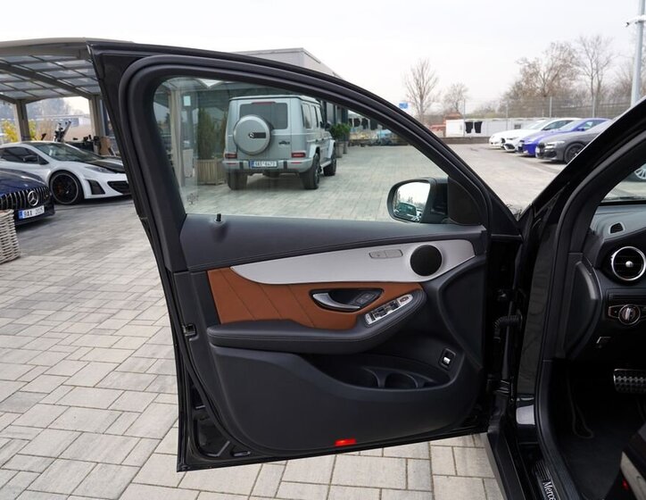 Mercedes-Benz GLC SUV / Terénní 2,0 l 143 kw