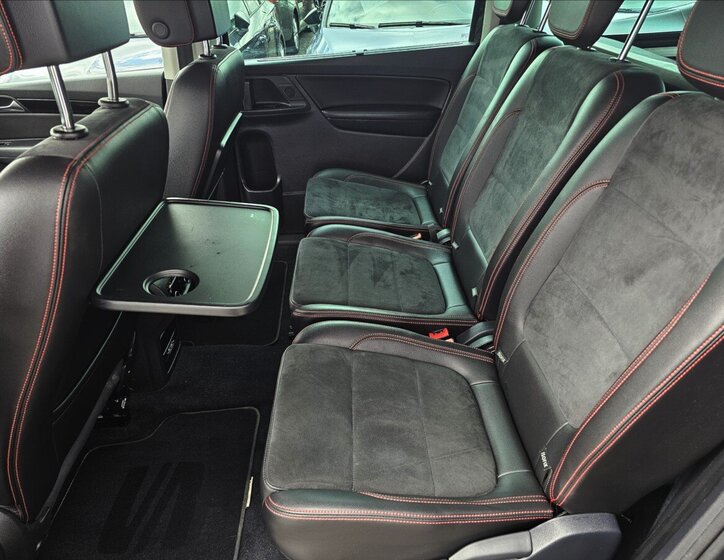 Seat Alhambra Kombi 2,0 l 130 kw