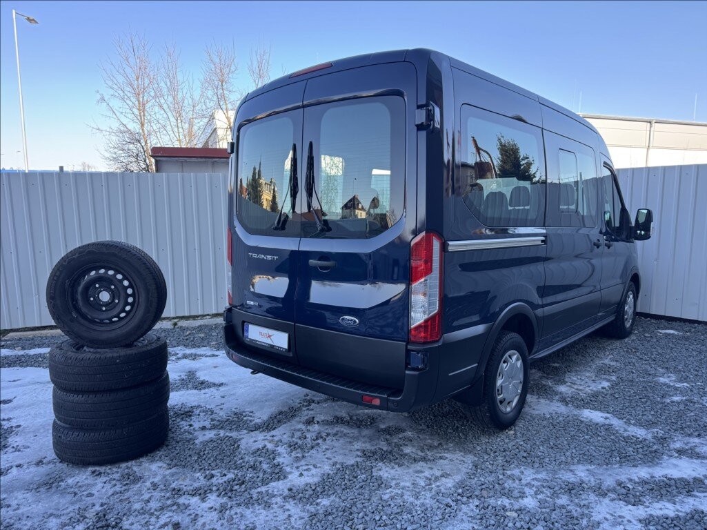 Ford Transit Kombi 2,0 l 96 kw