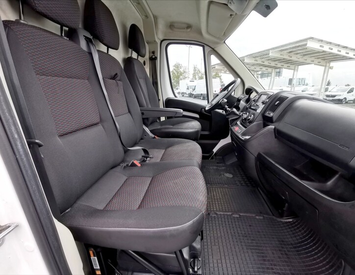 Peugeot Boxer 7