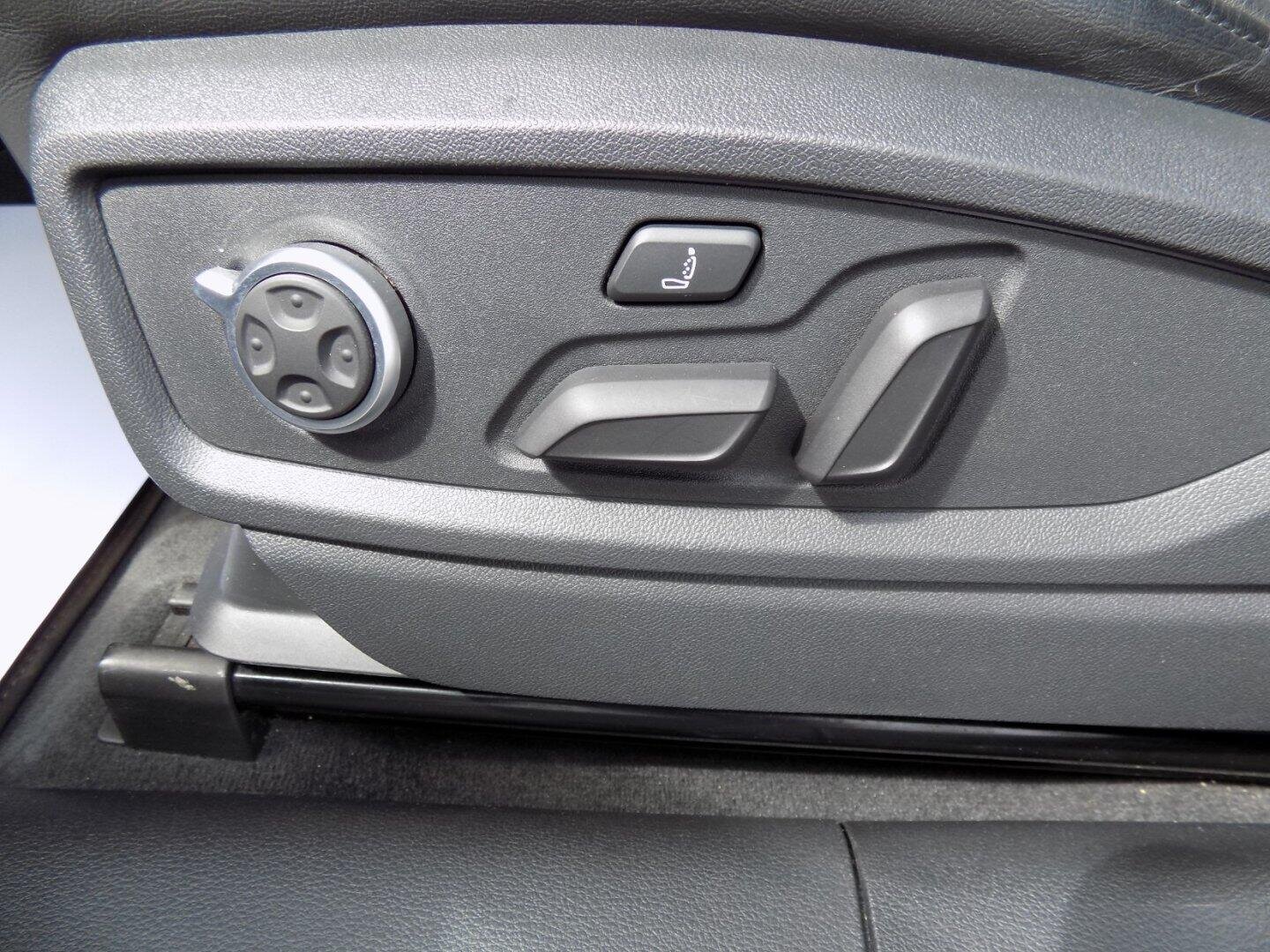 Audi Q5 SUV 2,0 l 140 kw