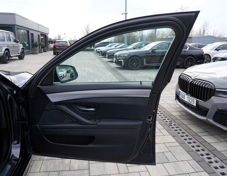 BMW Řada 5 Sedan / Limuzína 3,0 l 190 kw