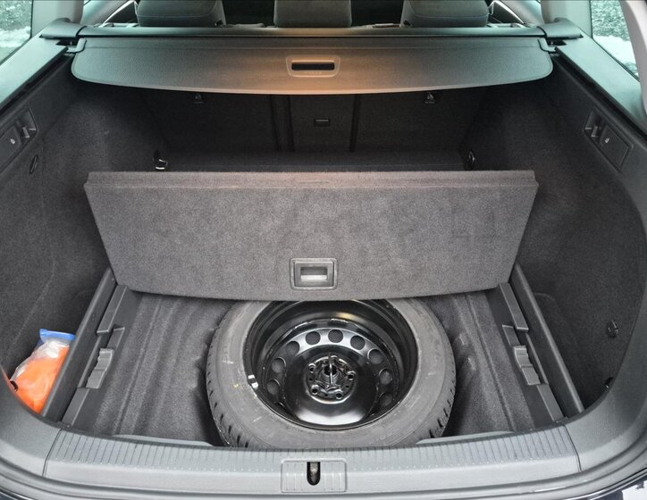 Volkswagen Golf Kombi 1,5 l 110 kw