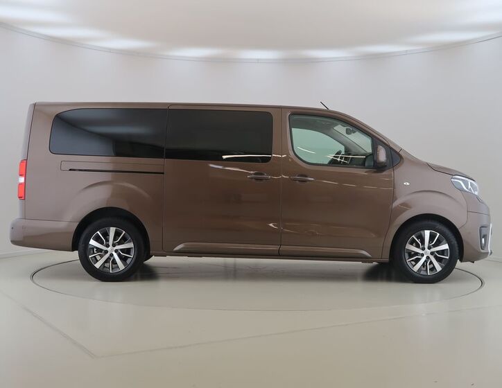 Toyota ProAce 4