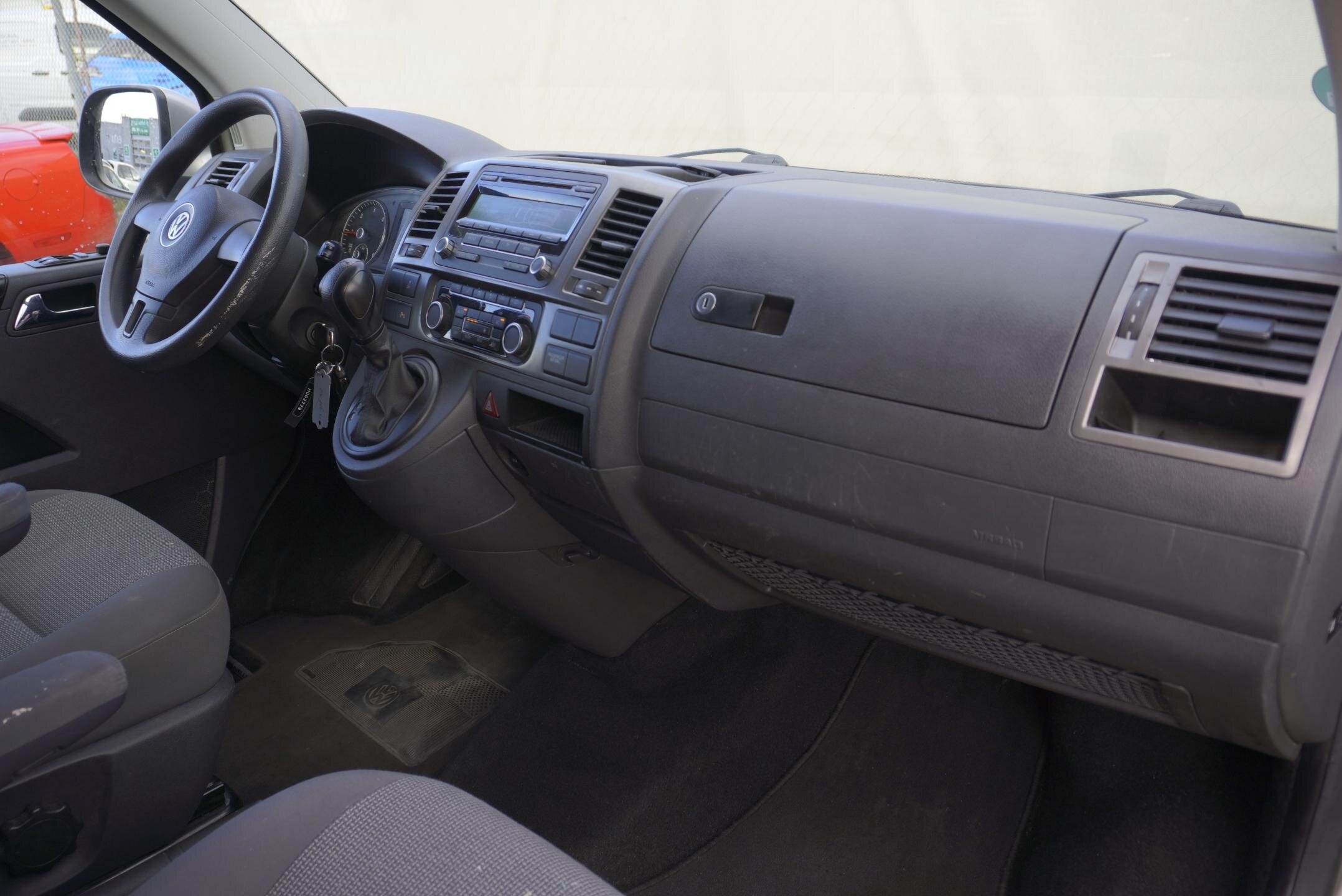 Volkswagen Caravelle