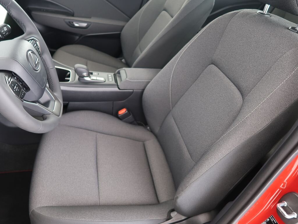 Lexus Ostatní SUV / Terénní 1,5 l 67 kw