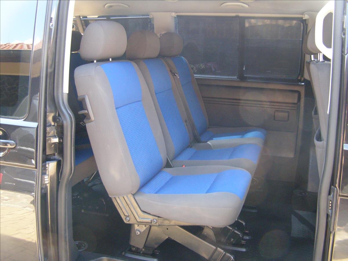 Volkswagen Caravelle Ostatní 2,5 l 128 kw