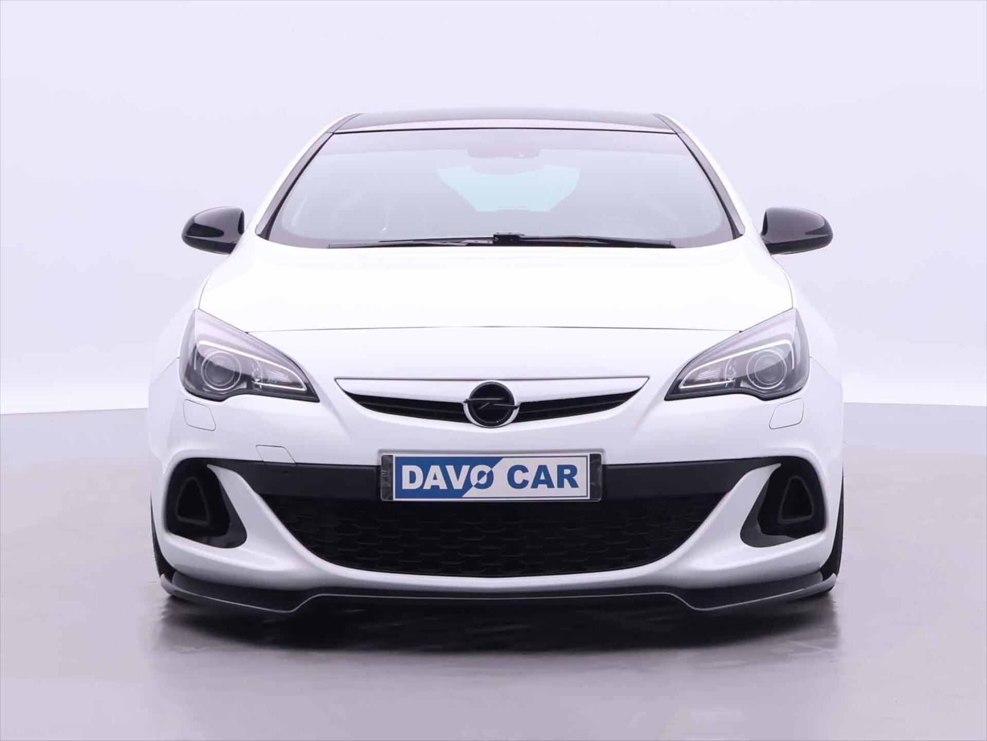 Opel Astra Hatchback 2,0 l 206 kw