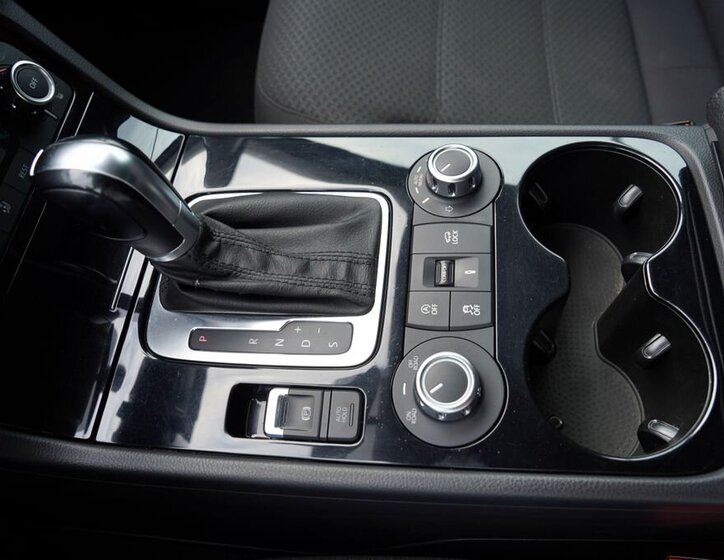 Volkswagen Touareg SUV / Terénní 3,0 l 176 kw