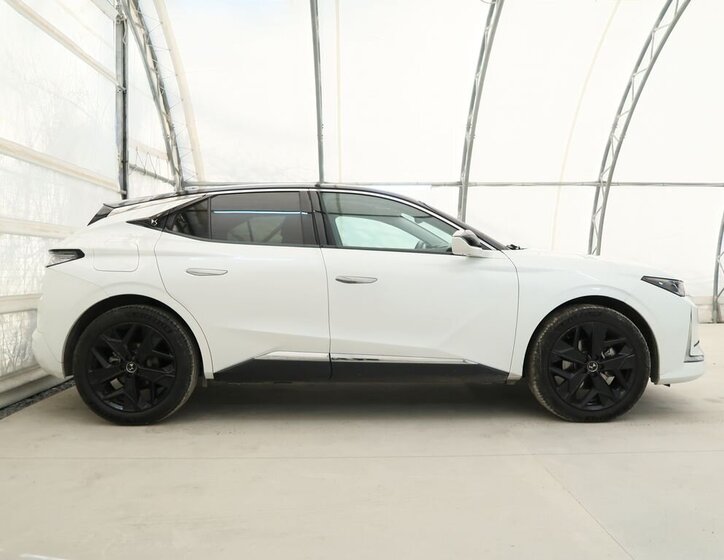 DS Automobiles DS4 Hatchback 1,2 l 100 kw