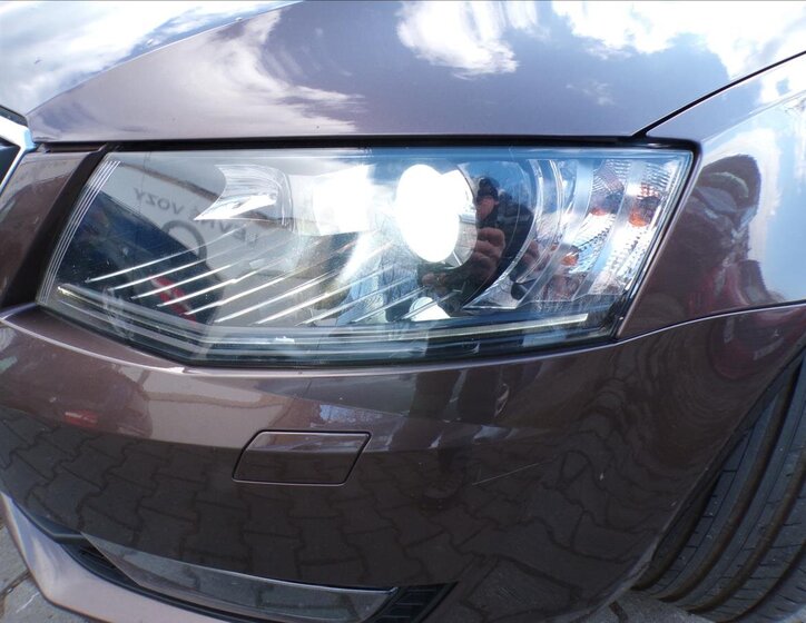 Škoda Octavia Kombi 2,0 l 110 kw