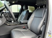 Land Rover Range Rover Velar SUV / Terénní 2,0 l 150 kw