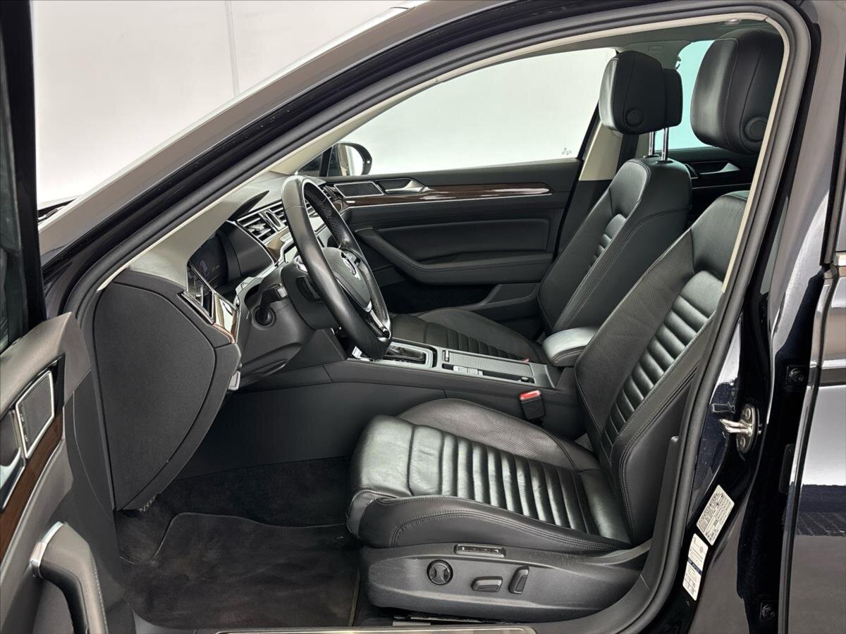 Volkswagen Passat Kombi 2,0 l 176 kw