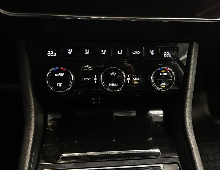 Škoda Superb Liftback 2,0 l 147 kw