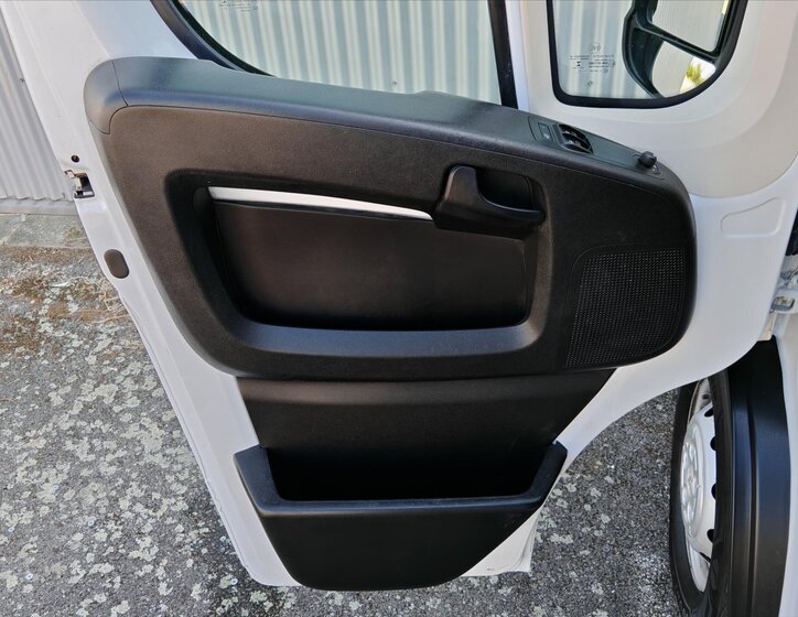 Peugeot Boxer Skříň 2,2 l 121 kw