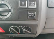 Volkswagen Multivan 12