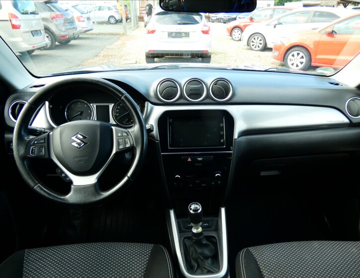 Suzuki Vitara 7