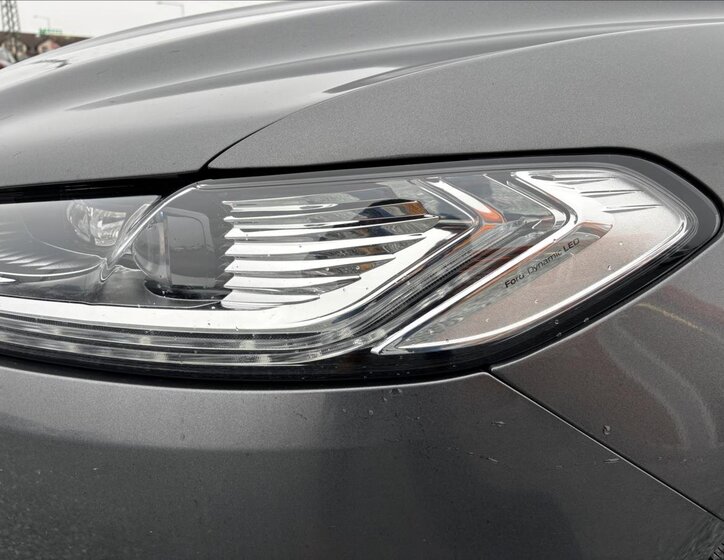 Ford Mondeo Liftback 1,5 l 121 kw