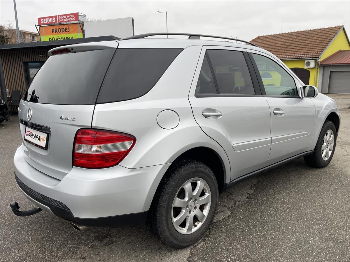 Mercedes-Benz Třídy M SUV 3,5 l 200 kw