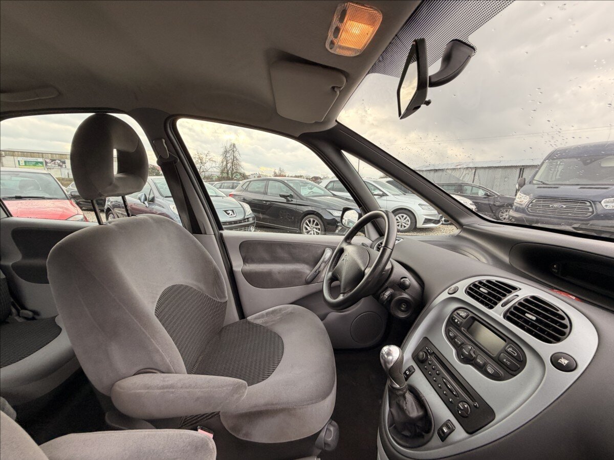 Citroën Xsara Picasso Kombi 1,6 l 80 kw