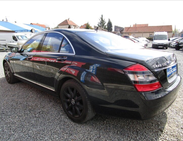 Mercedes-Benz Třídy S Sedan / Limuzína 4,0 l 235 kw