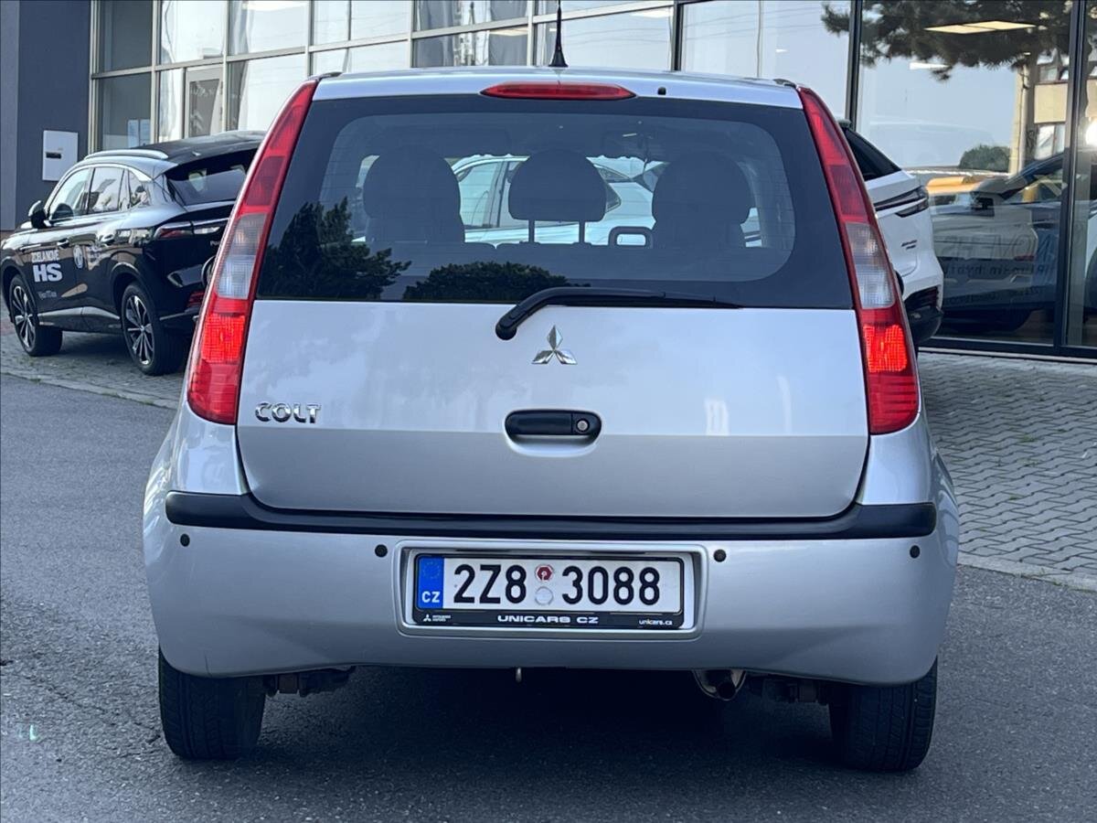 Mitsubishi Colt Hatchback 1,1 l 55 kw
