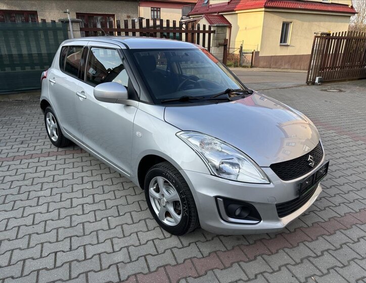 Suzuki Swift Hatchback 1,2 l 69 kw