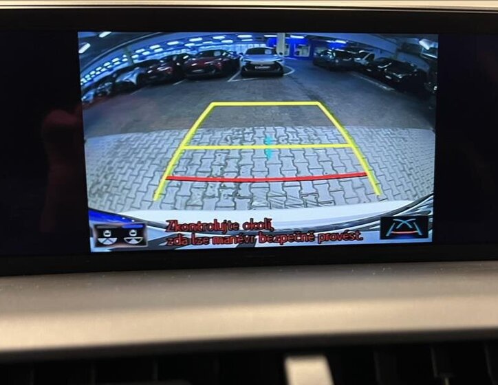 Lexus NX 300h SUV 2,5 l 145 kw