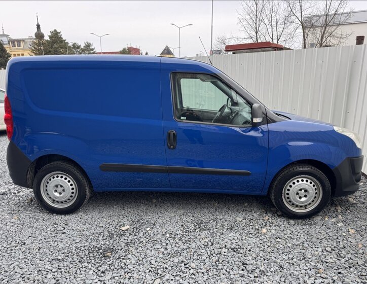 Fiat Dobló cargo Skříň 1,4 l 70 kw