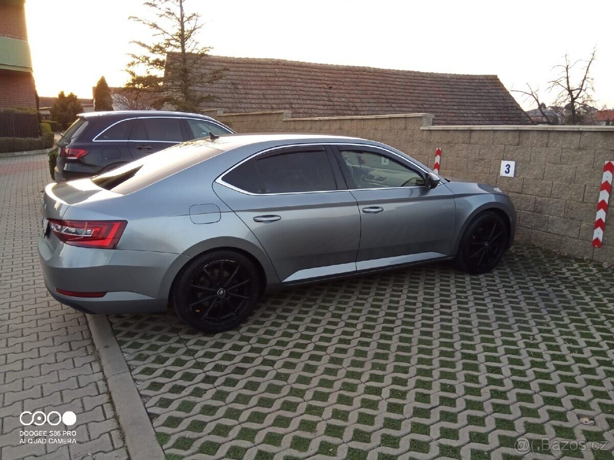 Škoda Superb Sedan / Limuzína 0,0 110 kw