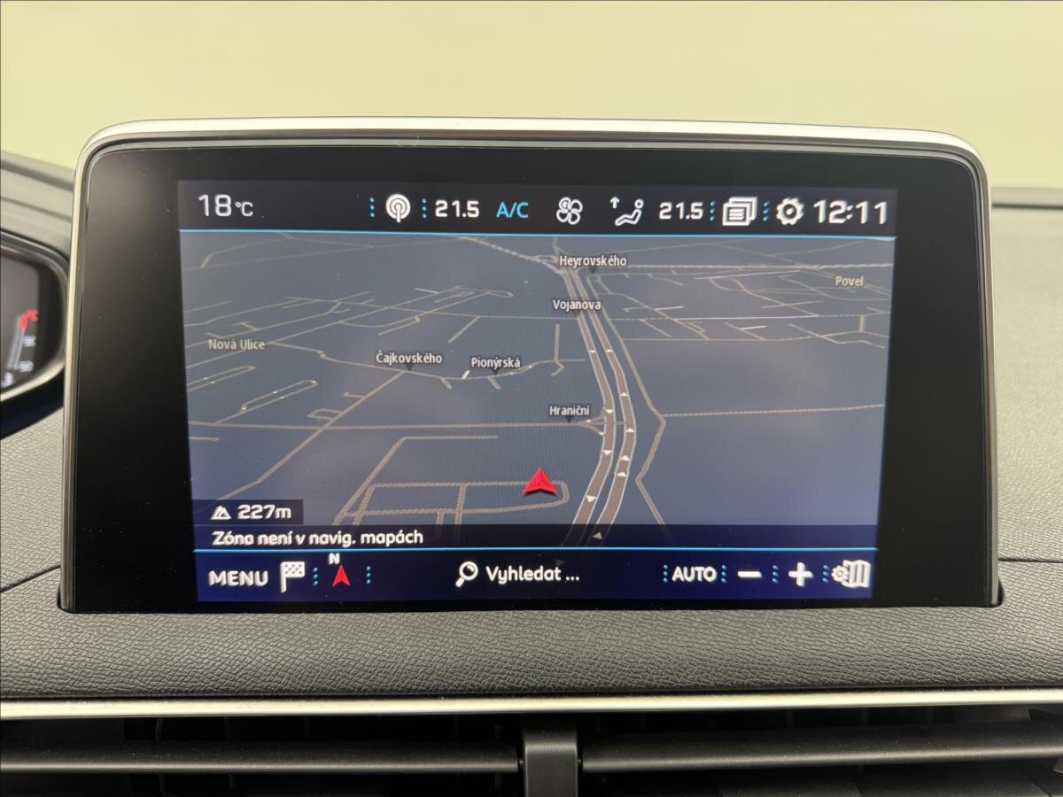 Peugeot 3008 SUV / Terénní 1,2 l 96 kw