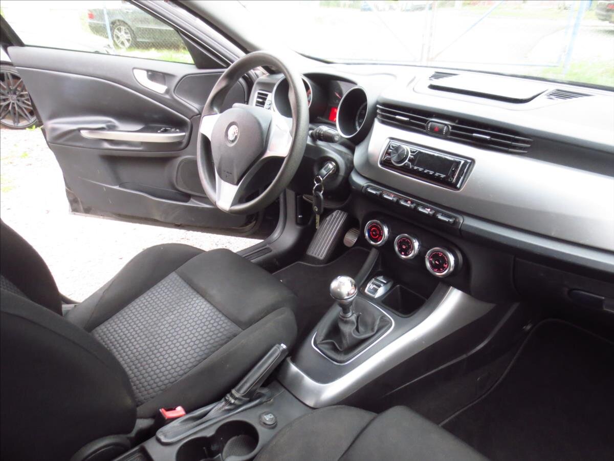 Alfa Romeo Giulietta