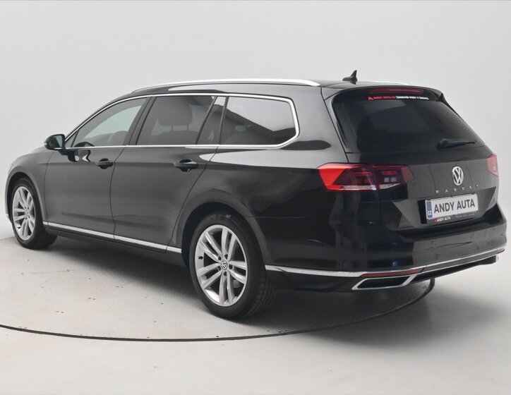 Volkswagen Passat Kombi 2,0 l 110 kw