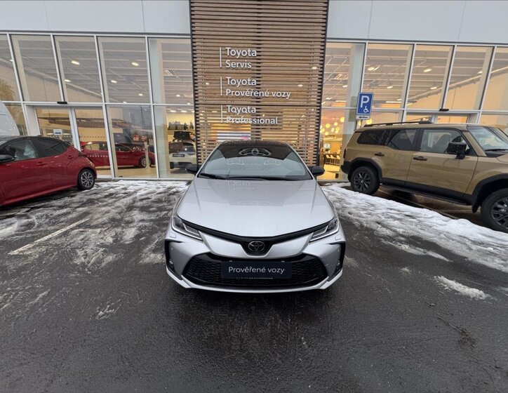 Toyota Corolla Sedan 1,8 l 72 kw