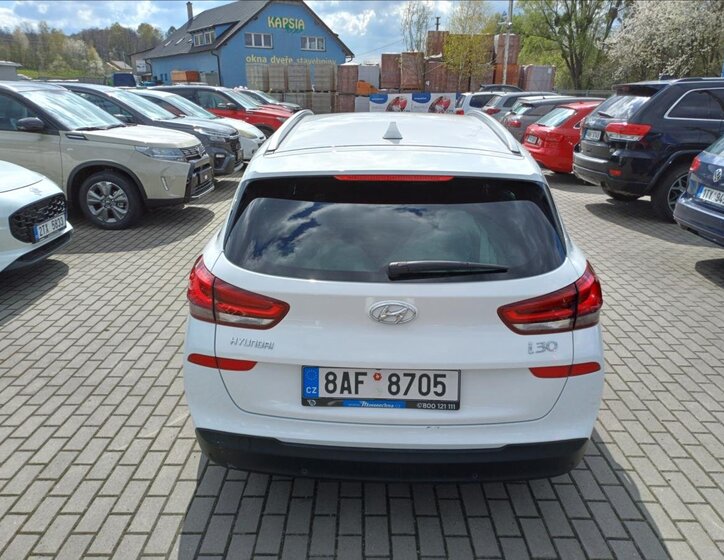Hyundai i30 Kombi 1,4 l 103 kw