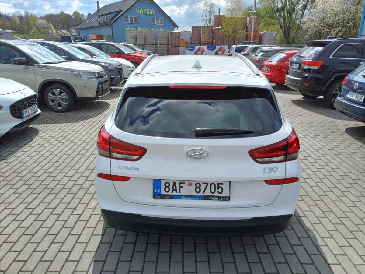 Hyundai i30 Kombi 1,4 l 103 kw
