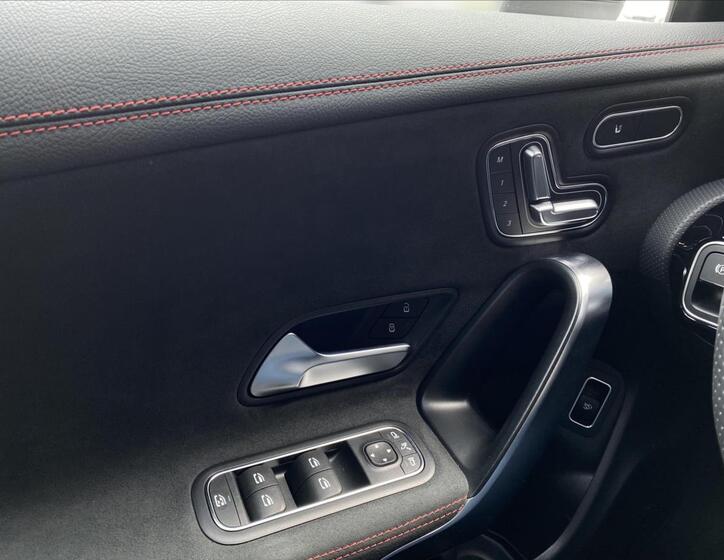 Mercedes-Benz CLA 18