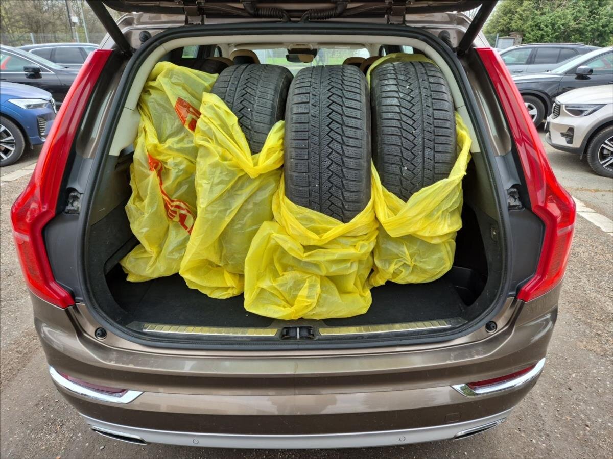 Volvo XC90 Ostatní 2,0 l 171 kw