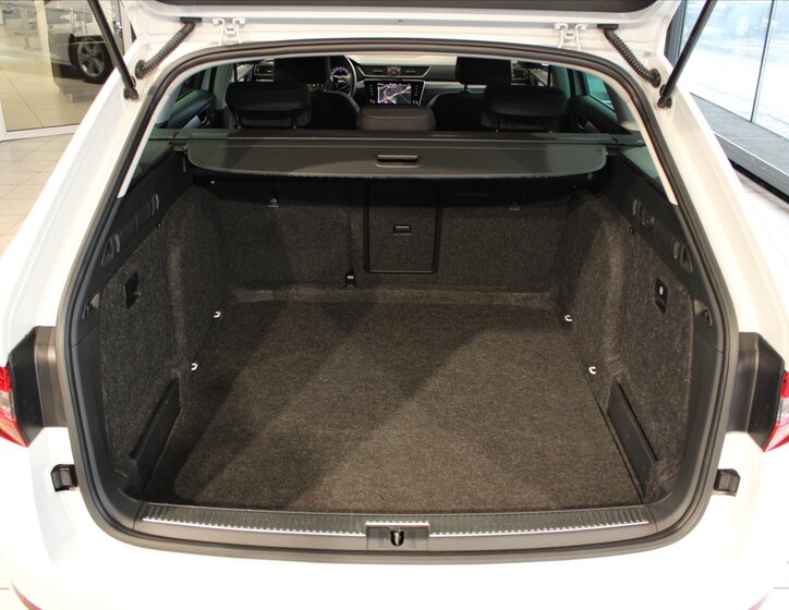 Škoda Superb Kombi 2,0 l 110 kw