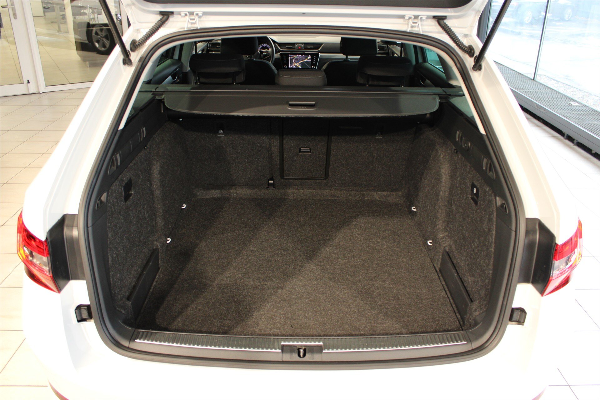 Škoda Superb Kombi 2,0 l 110 kw