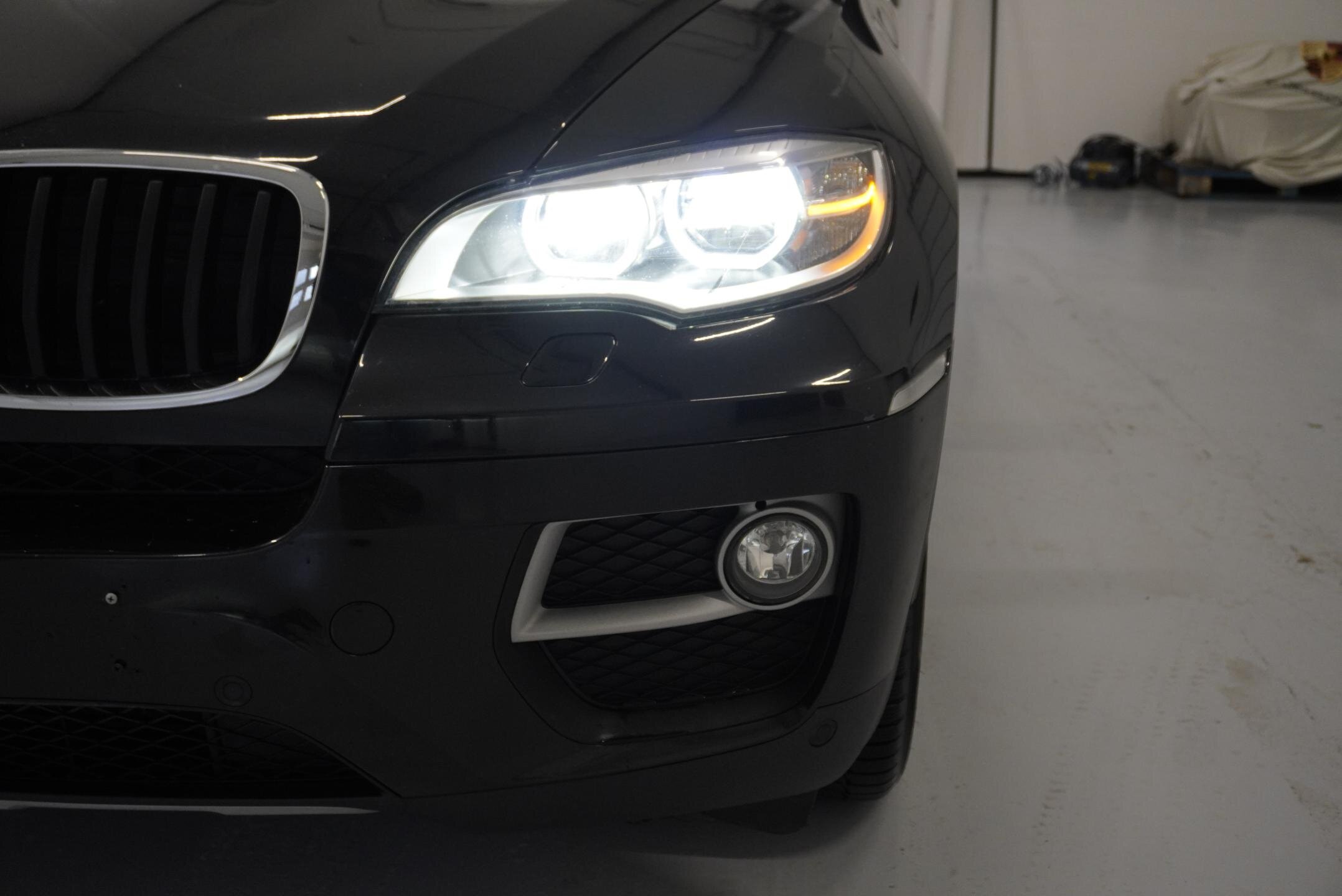 BMW X6 SUV 3,0 l 180 kw