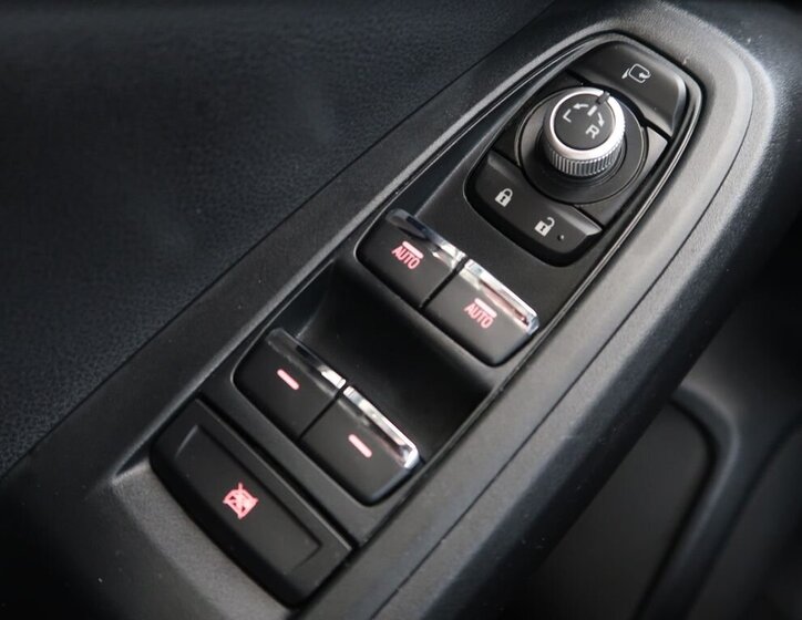 Subaru Crosstrek Kombi 2,0 l 100 kw