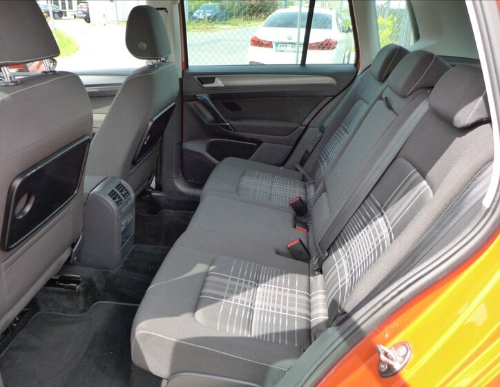 Volkswagen Golf Sportsvan MPV 1,2 l 63 kw