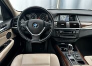 BMW X5 Kombi 3,0 l 180 kw