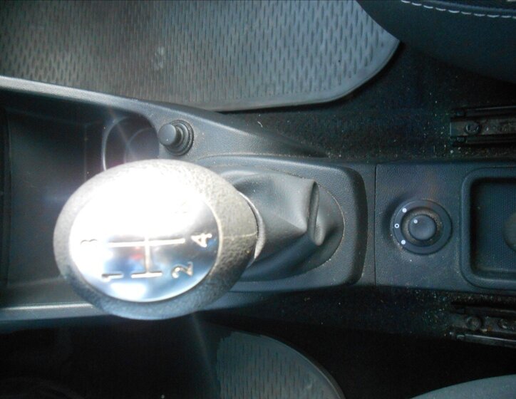 Dacia Sandero Hatchback 1,1 l 55 kw