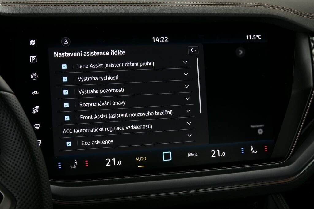 Volkswagen Touareg SUV / Terénní 3,0 l 210 kw