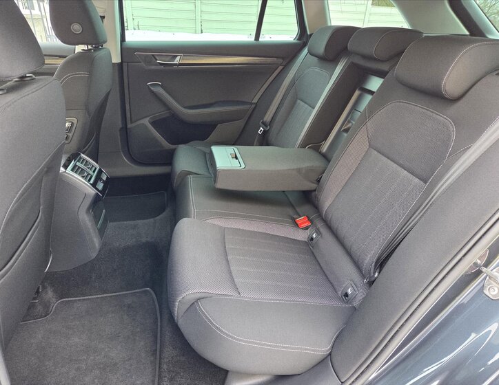 Škoda Superb Kombi 2,0 l 110 kw