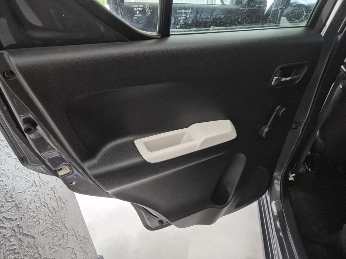 Suzuki Ignis Hatchback 1,2 l 66 kw